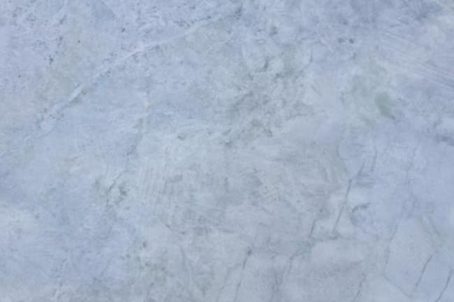 scale interne esterne esterni interni pavimenti caminetti rivestimenti lecce salento marmo White pearl